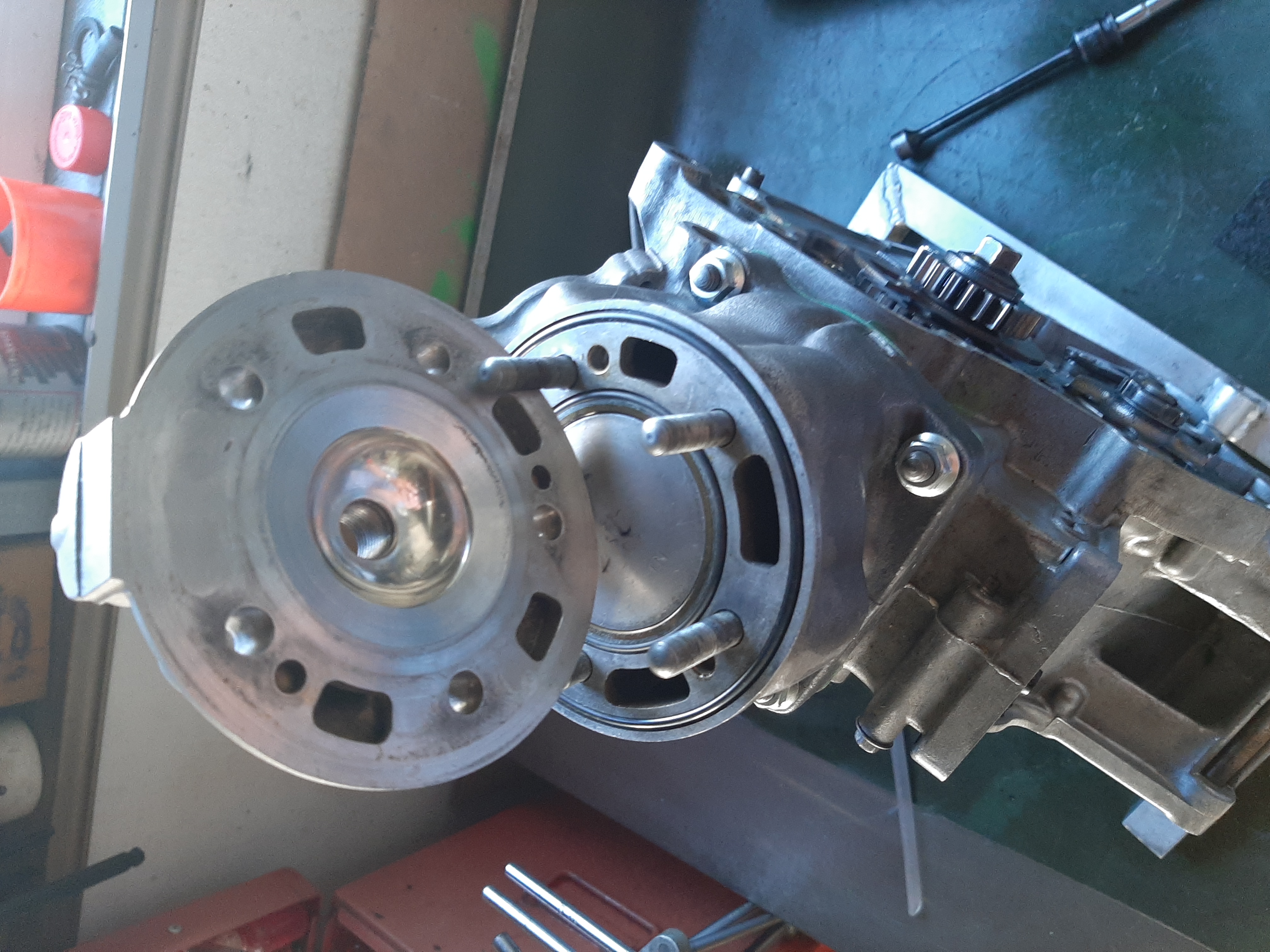 Honda RS125 Engine assy 2